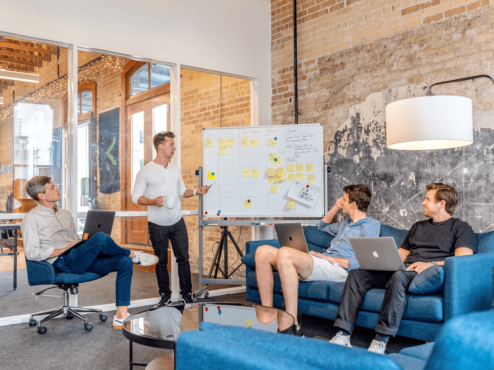 Chartgeist Team bei der Analyse